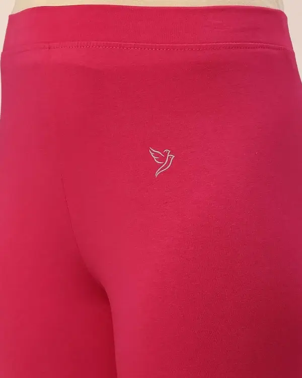CAPRIPINKPAR4.webp