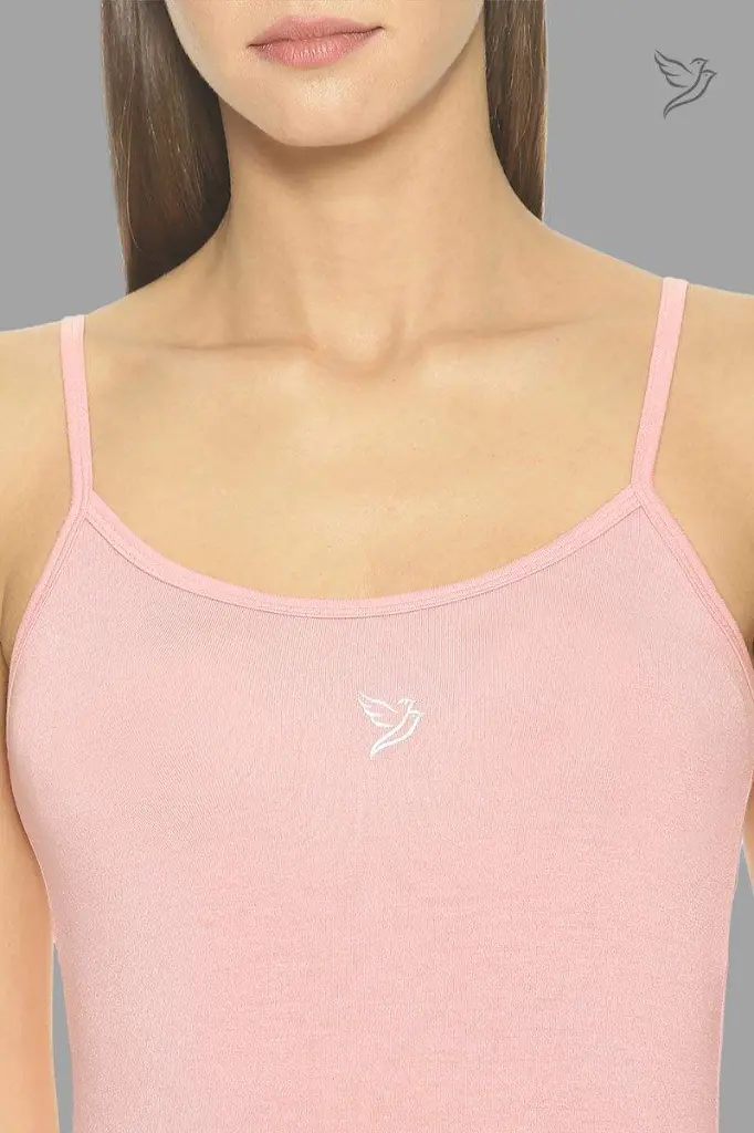 twin-birds-rosy-lips-sleek-s(2).webp