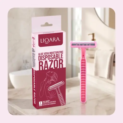 [LIOARA-RAZOR-PACK OF 1] Aloe Glide 3-Blade Disposable Razor